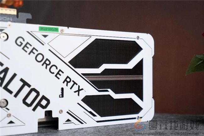 影驰 GeForce RTX 5070 Ti 金属大师 OC评测：DLSS 4超强发挥(图6)