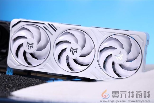 黑科技小钢炮！影驰RTX 5070金属大师OC实测(图4)